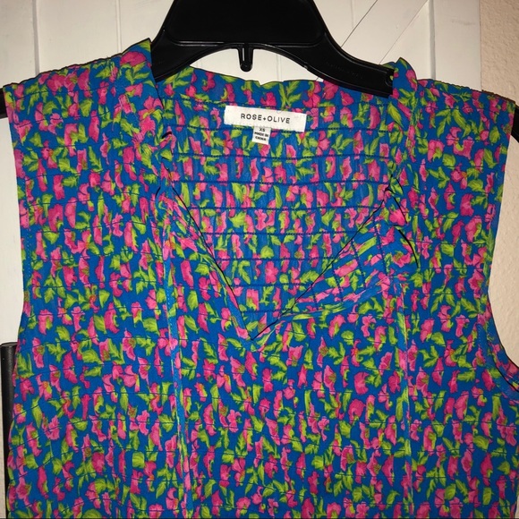 Cute Top - Picture 3 of 4